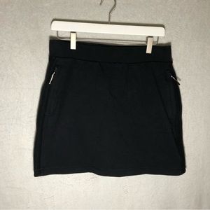 T by Talbots black skort with zipper pockets size MP